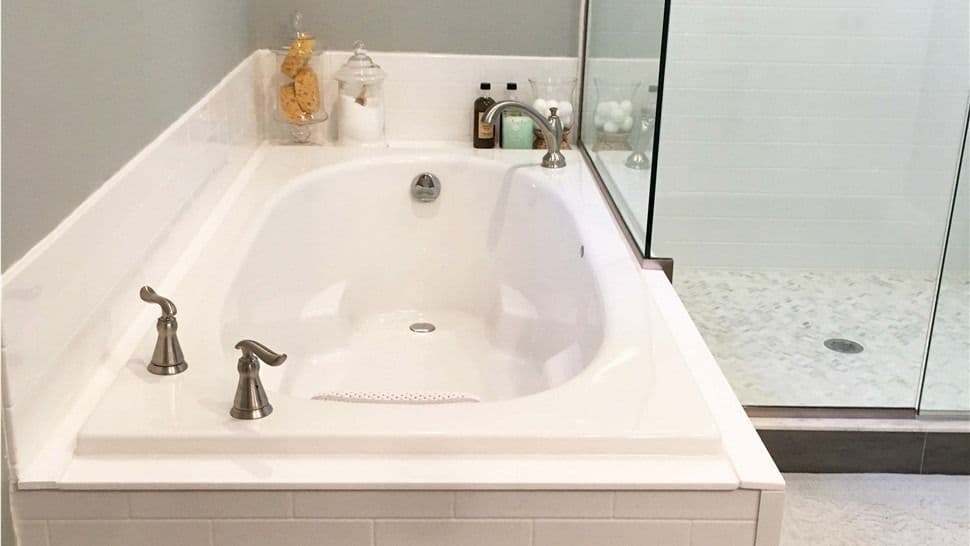white tub