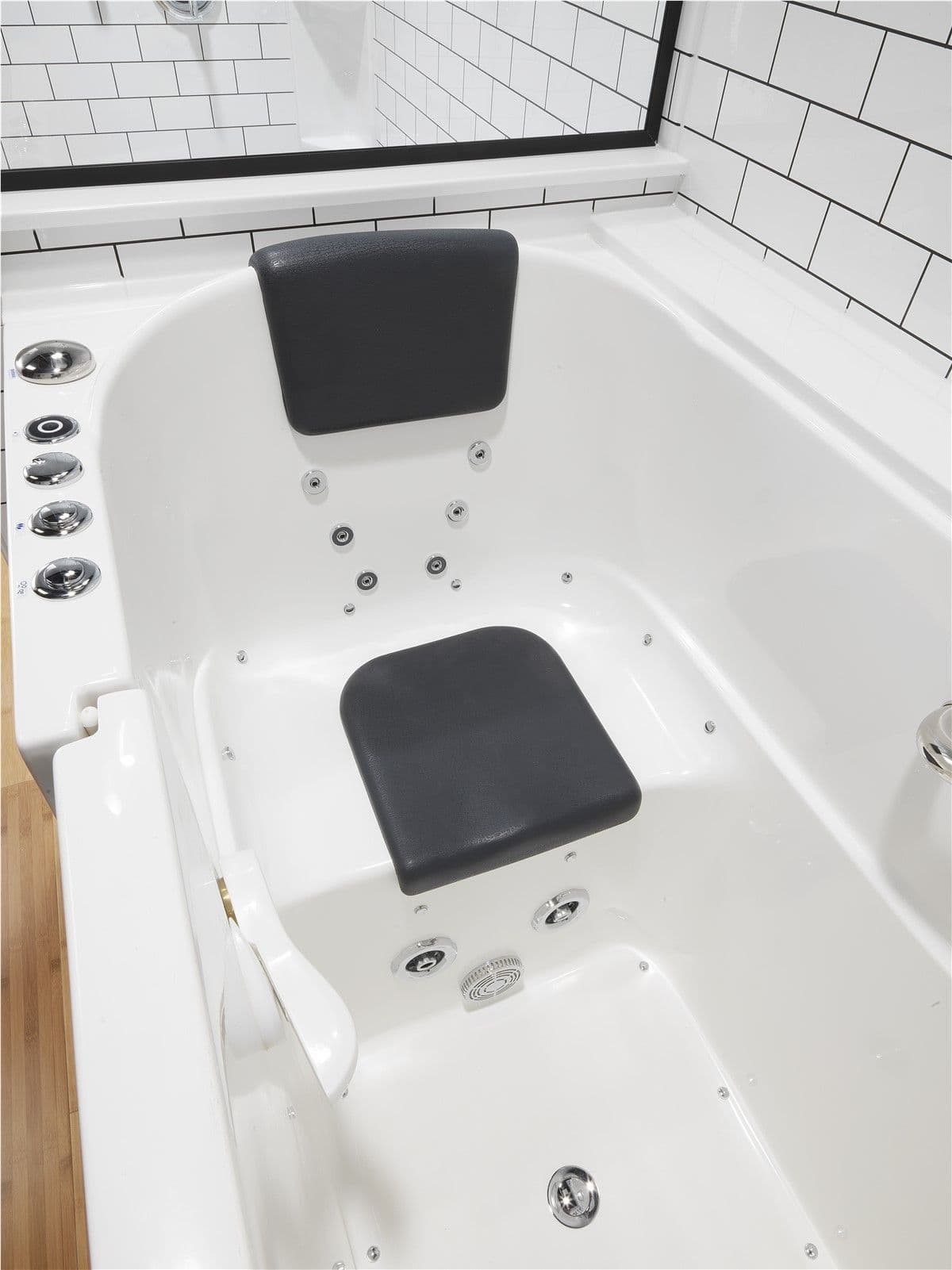 tubs white