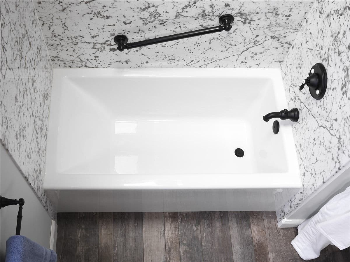 white tub