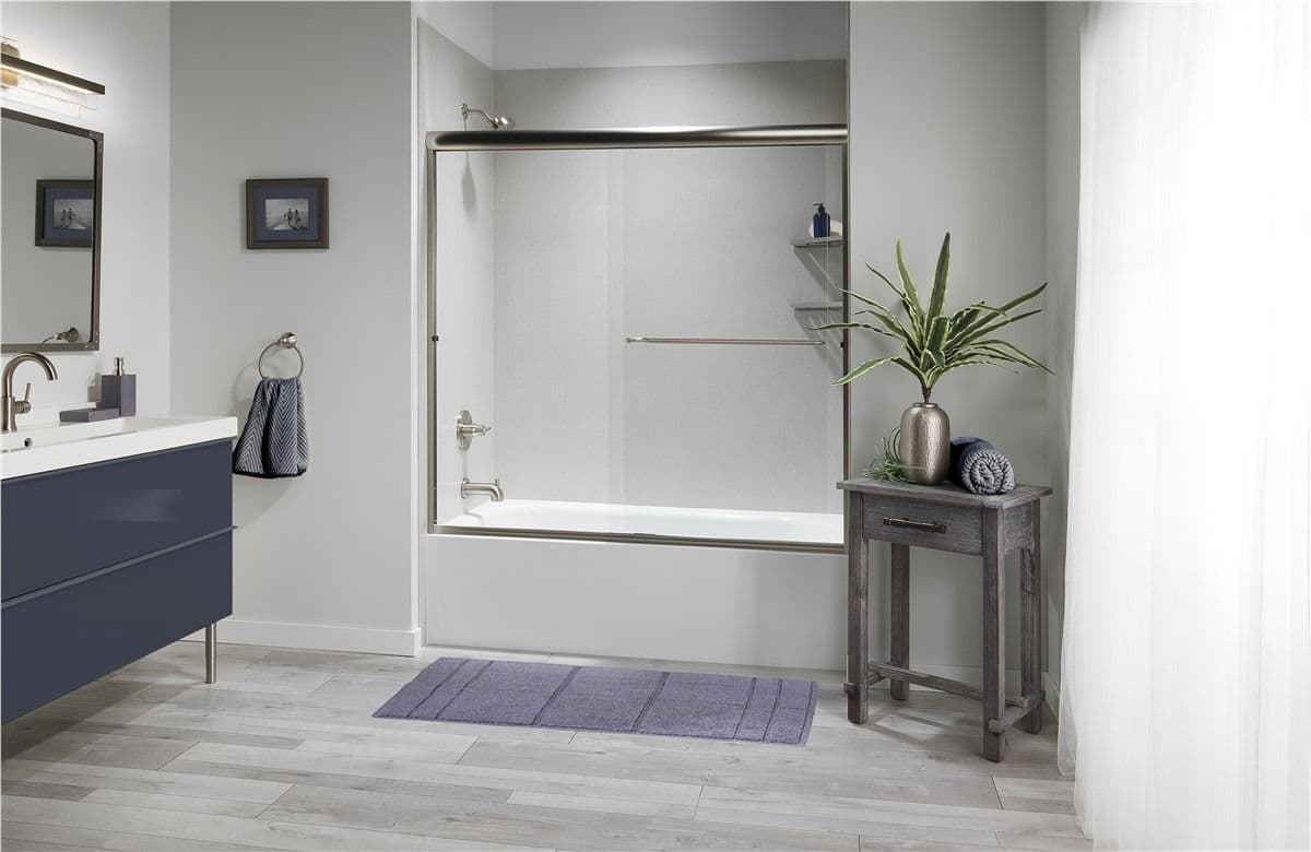 grey bathroom