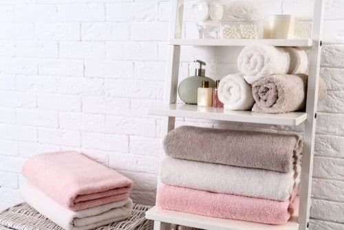 towel rack pink
